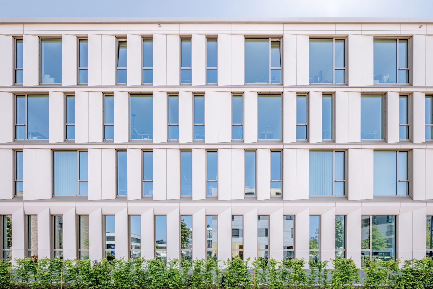 Fassade eines Büro- und Seminargebäudes in Osnabrück aus Dekton® Aeris. Foto: Kai Ostermann für Cosentino
