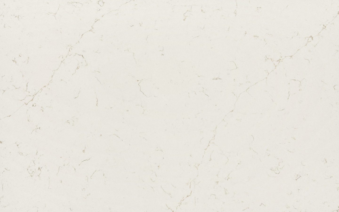 Persian White: Inspiriert von der Schlichtheit seines Namensgebers, weist Persian White eine Mischung aus gleichmäßigen cremefarbenen Adern und einer organischen, dynamischen Struktur auf. Ein vielseitiges Weiß, das sich für jeden Raum eignet, der nach Leuchtkraft und Wärme verlangt. Foto: Cosentino